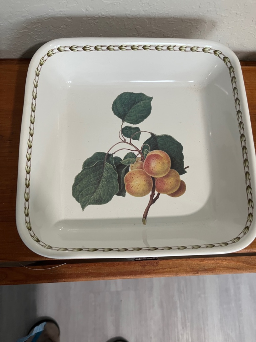 Queen’s Royal Horticultural Society Hookers Fruit Peach Rare Find 9 x9